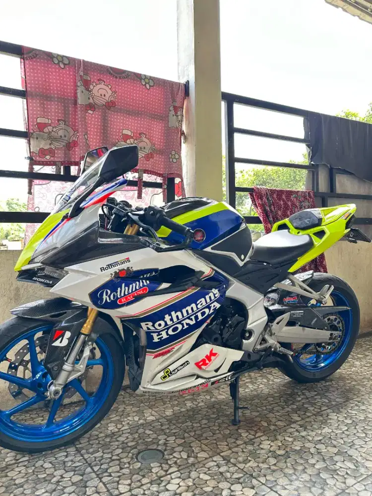 honda cbr 250rr