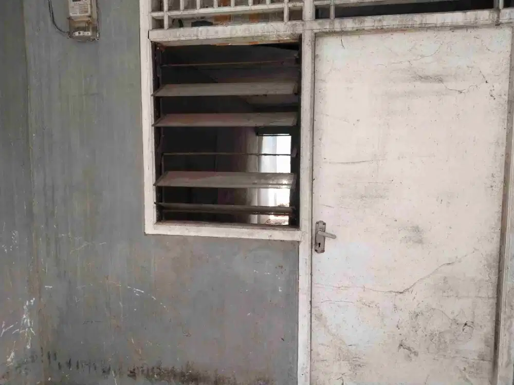 Dijual rumah 85 juta nego kondisi apa adanya di bbm Cilodong Depok