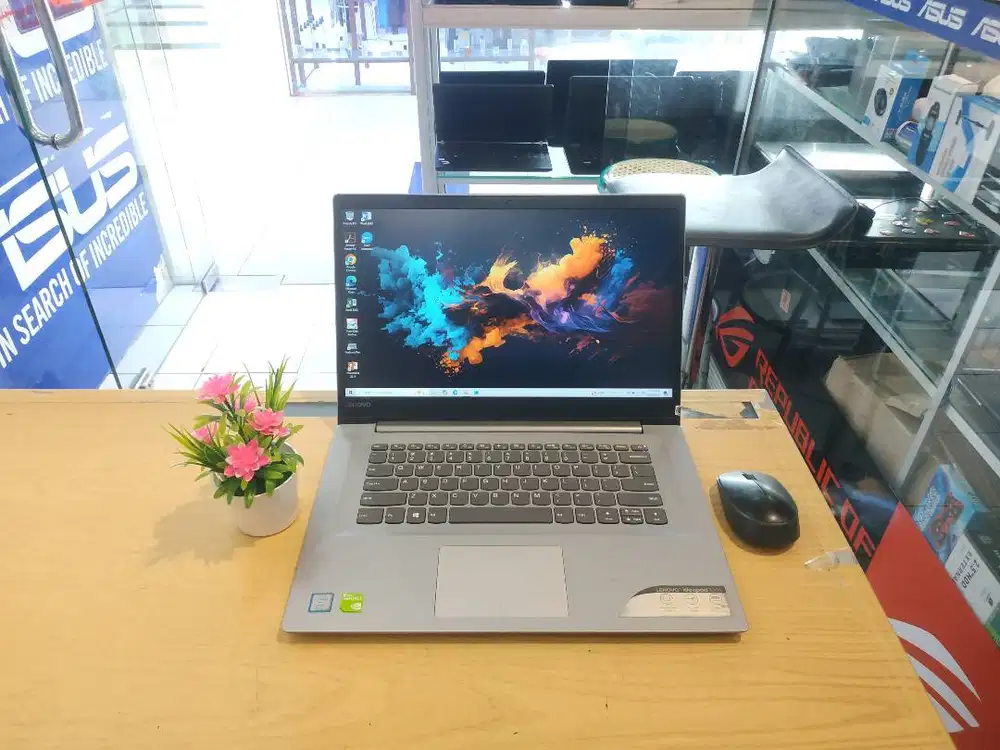 TINGGAL PAKE LAPTOP LENOVO IDEAPAD 320S-15IKB CORE i7 GEN 8 NVIDIA