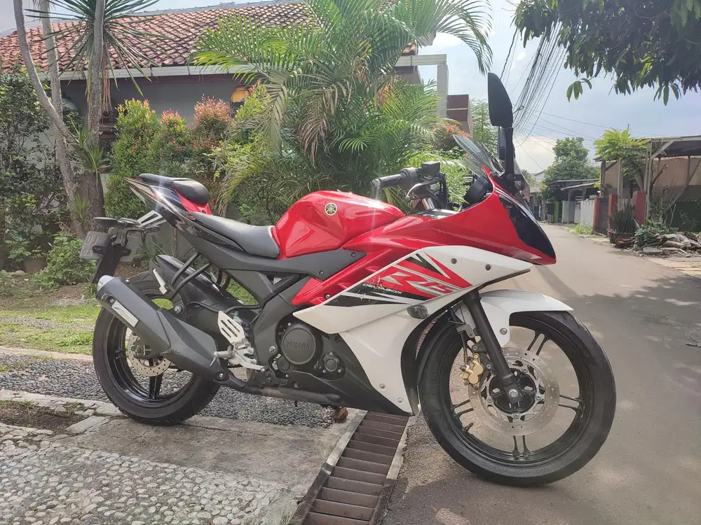 YAMAHA R15 V2 TAHUN 2014 PLAT TEGAL
