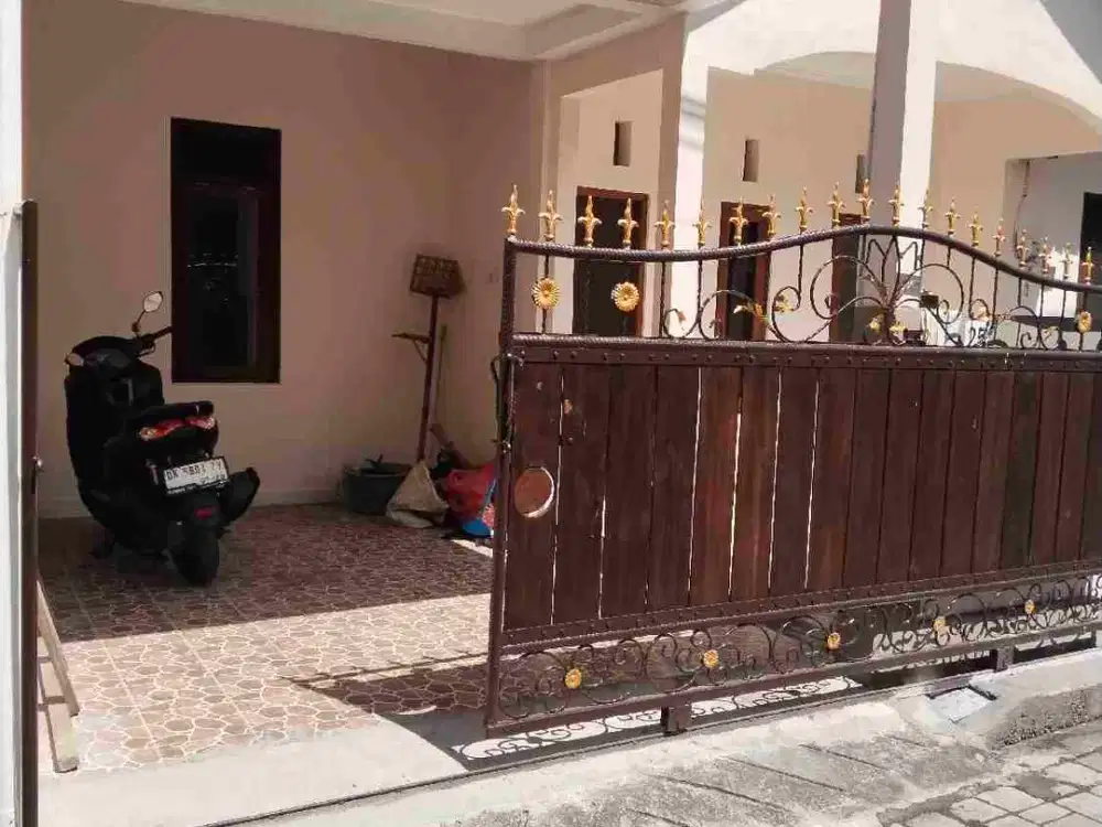disewakan rumah minimalis bersih dan nyaman lingkungan pendatang dekat pasar dan sekolah