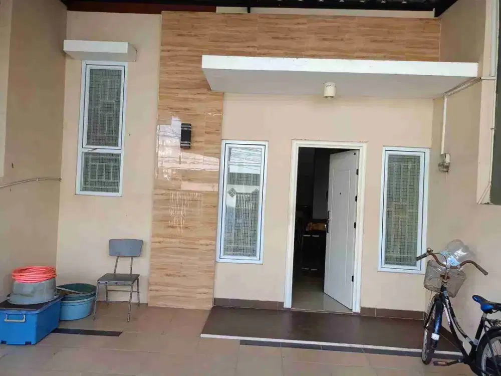 Dijual Cepat Rumah Baru Tingkat Bebas Banjir dan Strategis di Harapan Indah