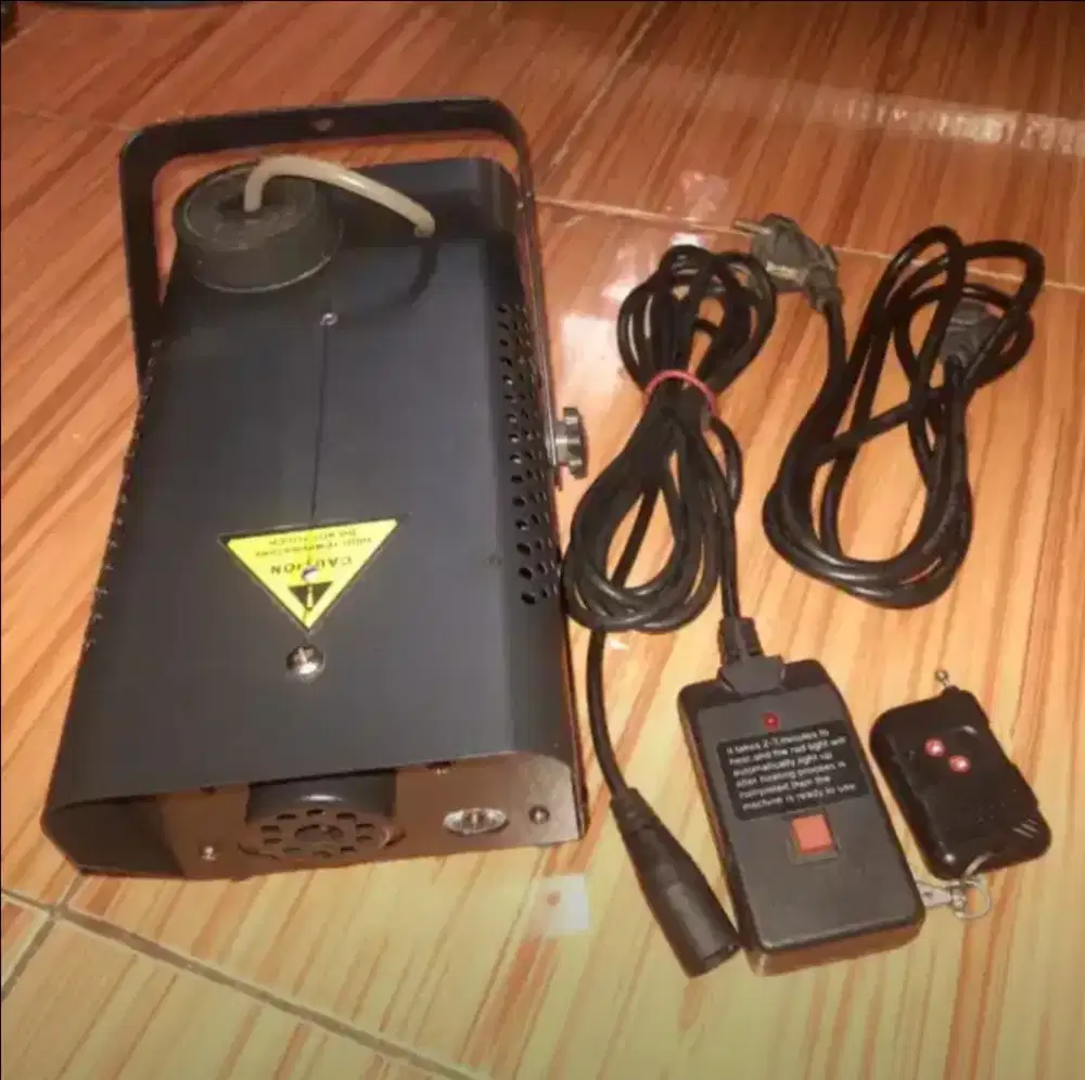 Mesin Kabut Asap Minus 600W