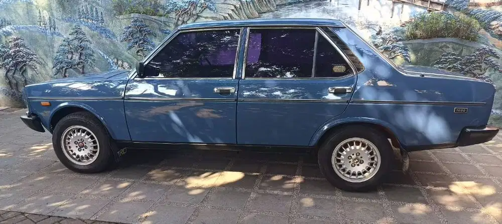 FIAT 131 tahun 1977 Mulus like new!! barang koleksi milik sendiri