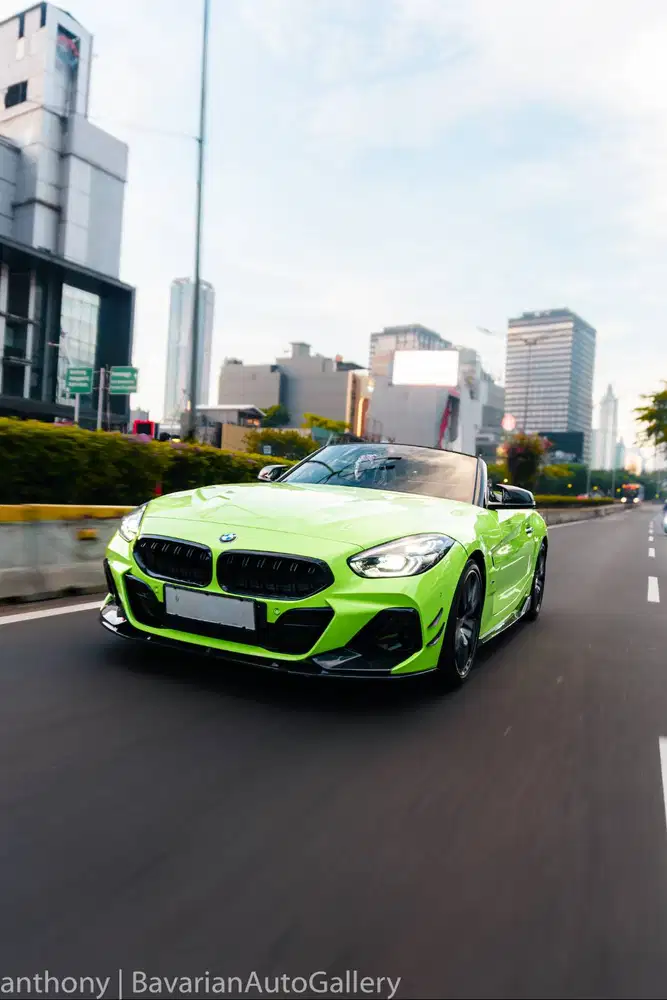BMW Z4 NIK 2023 THE ONE AND ONLY IN INDONESIA sDrive30i Green Lime M4