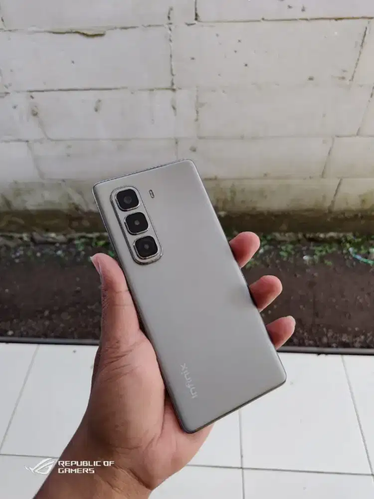 Infinix hot 50 pro plus 8/256Gb mulus