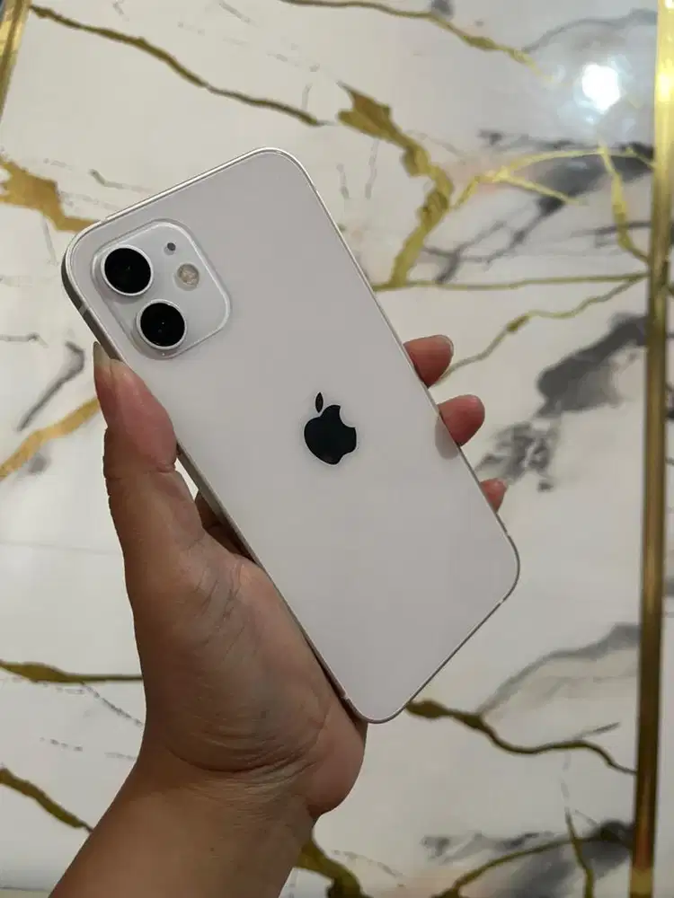 Dijual iphone 12 128GB fullset ex inter All operator mulus no minus