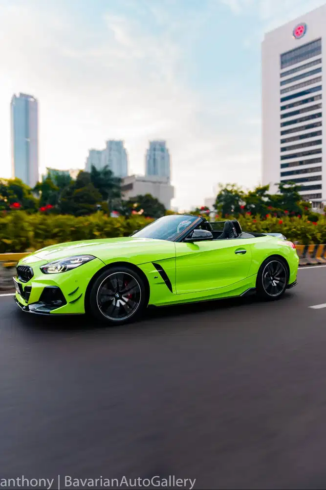 BMW Z4 NIK 2023 THE ONE AND ONLY IN INDONESIA sDrive30i Green Lime M4