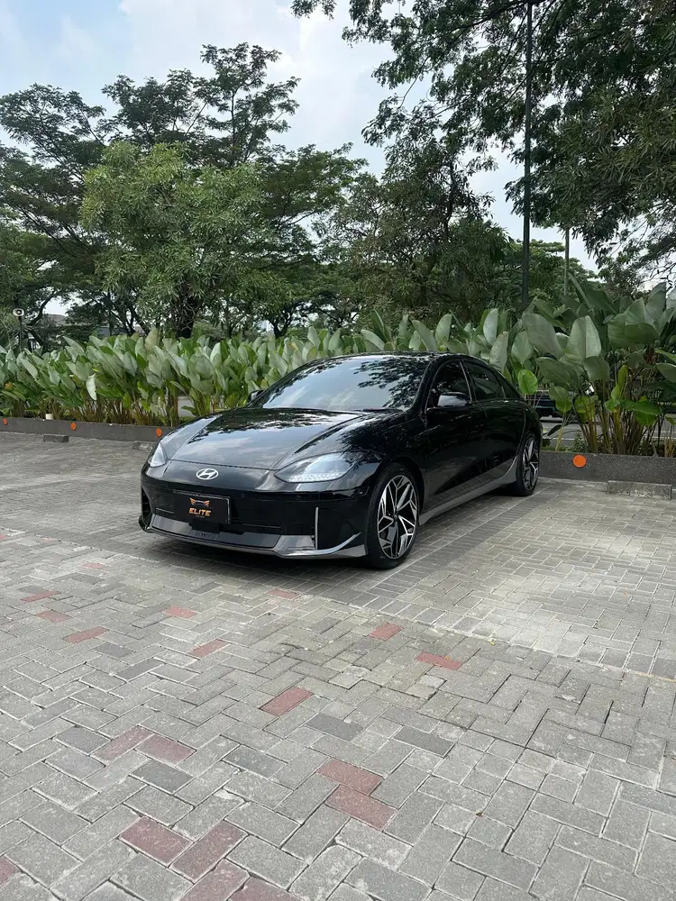 Hyundai Ioniq 6 Signature AWD Long Range 2023
Bluelink