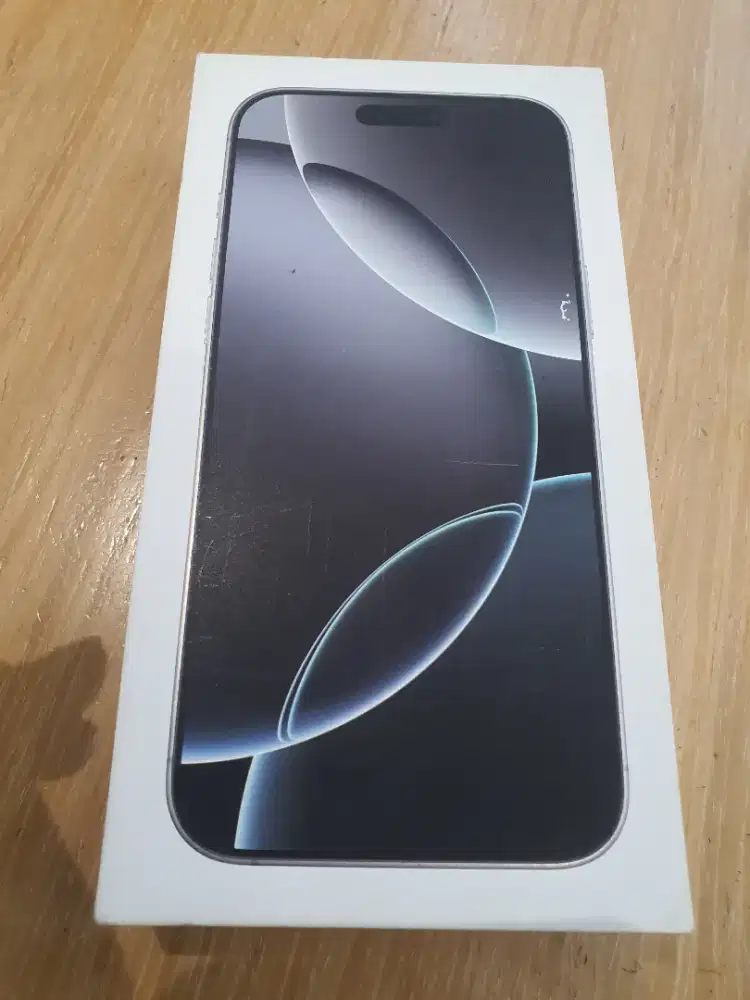 Iphone 16pm 256gb garansi ibox 1 tahun