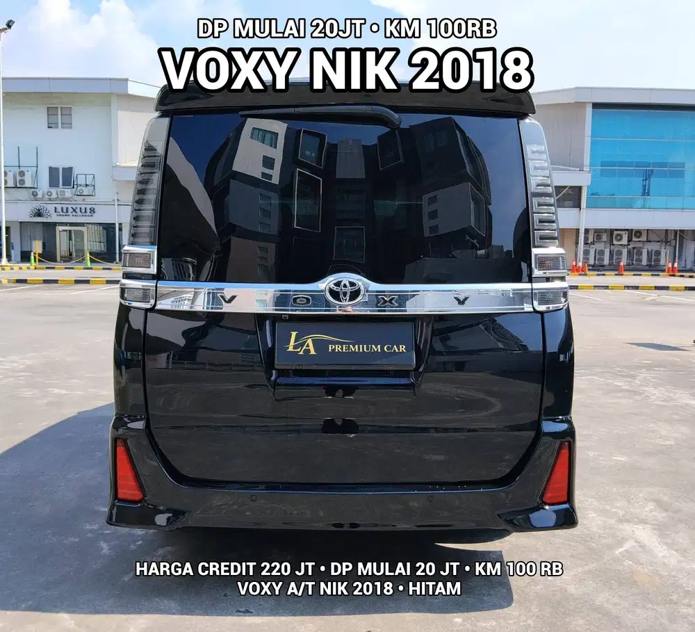 Toyota Voxy 2.0 A/T NIK 2018 DP MURAH !!!