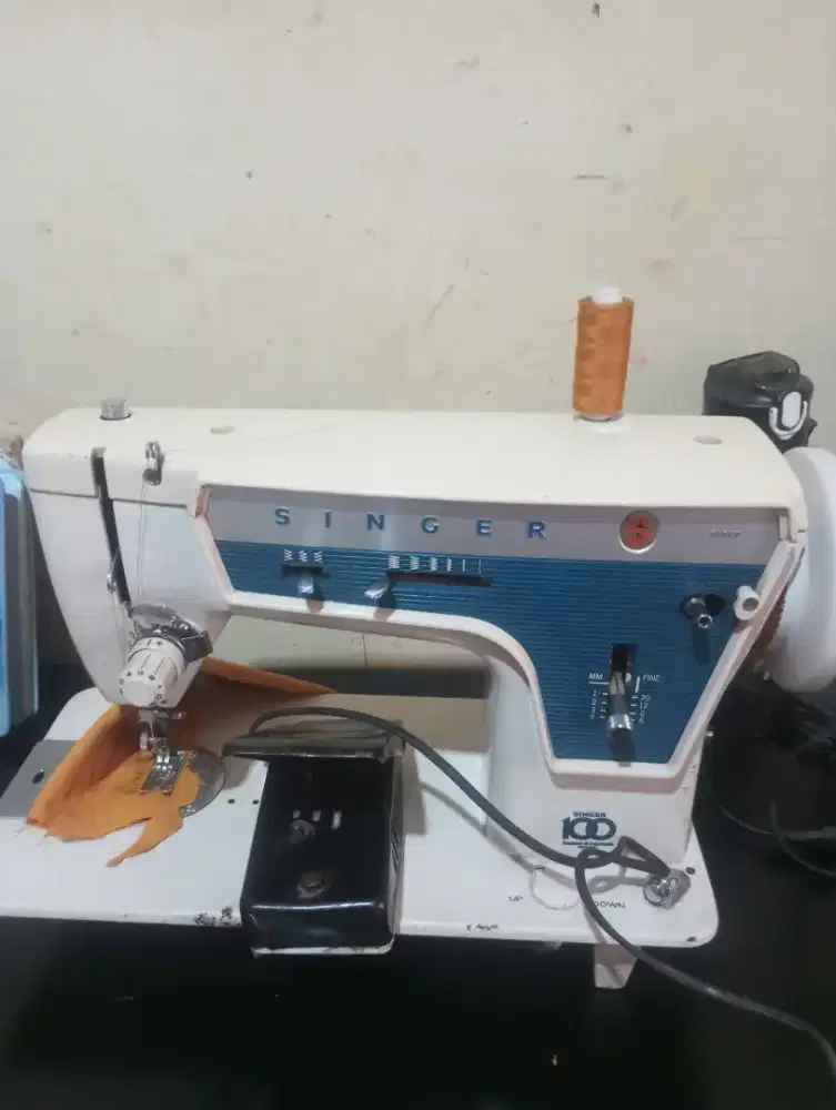 Mesin zigzag vortibel