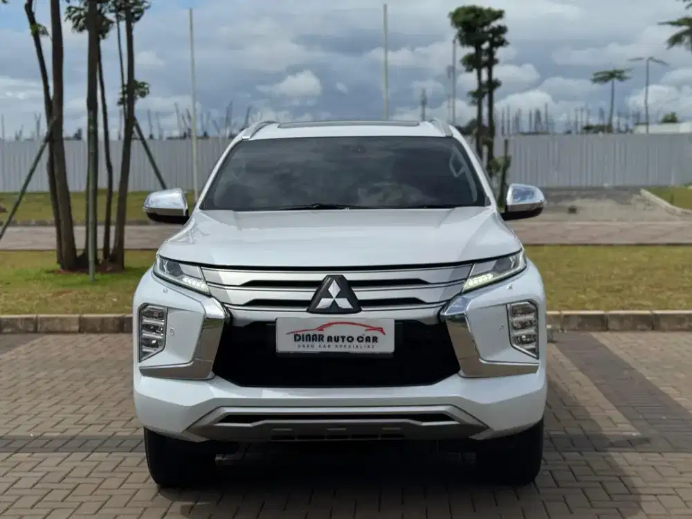 Mitsubishi Pajero sport dakar at 2022