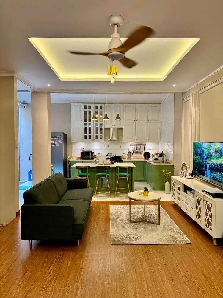 Rumah dijual. Hunian nyaman one gate. Siap huni. Semi furnished