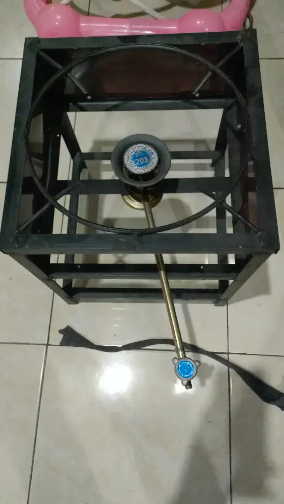 Kompor Mawar dan jagraknya
