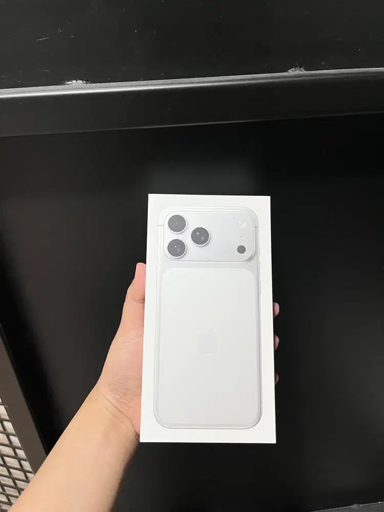 iPhone 17 Pro Max 256iBox