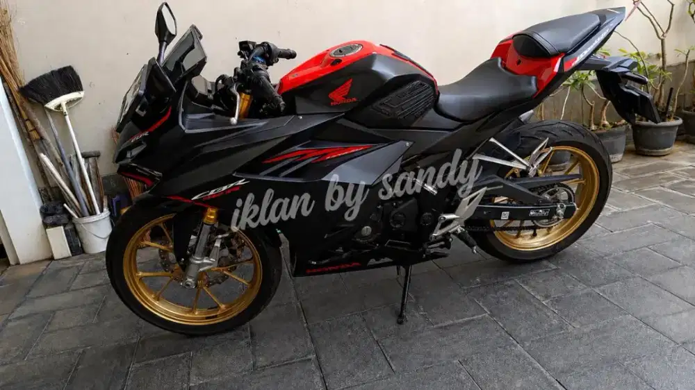 CBR 250 ABS 2025