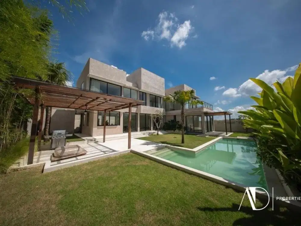 FREEHOLD | MODERN 4-BEDROOM VILLA 1 KM FROM BINGIN BEACH