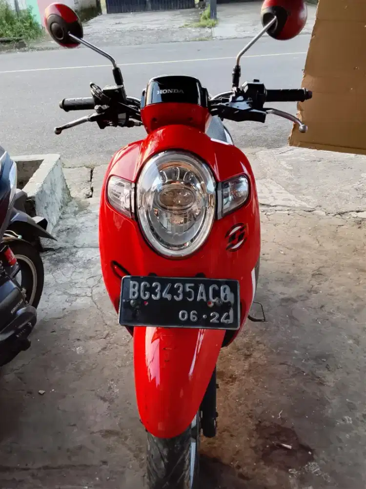 Scoopy sporty f1 2019