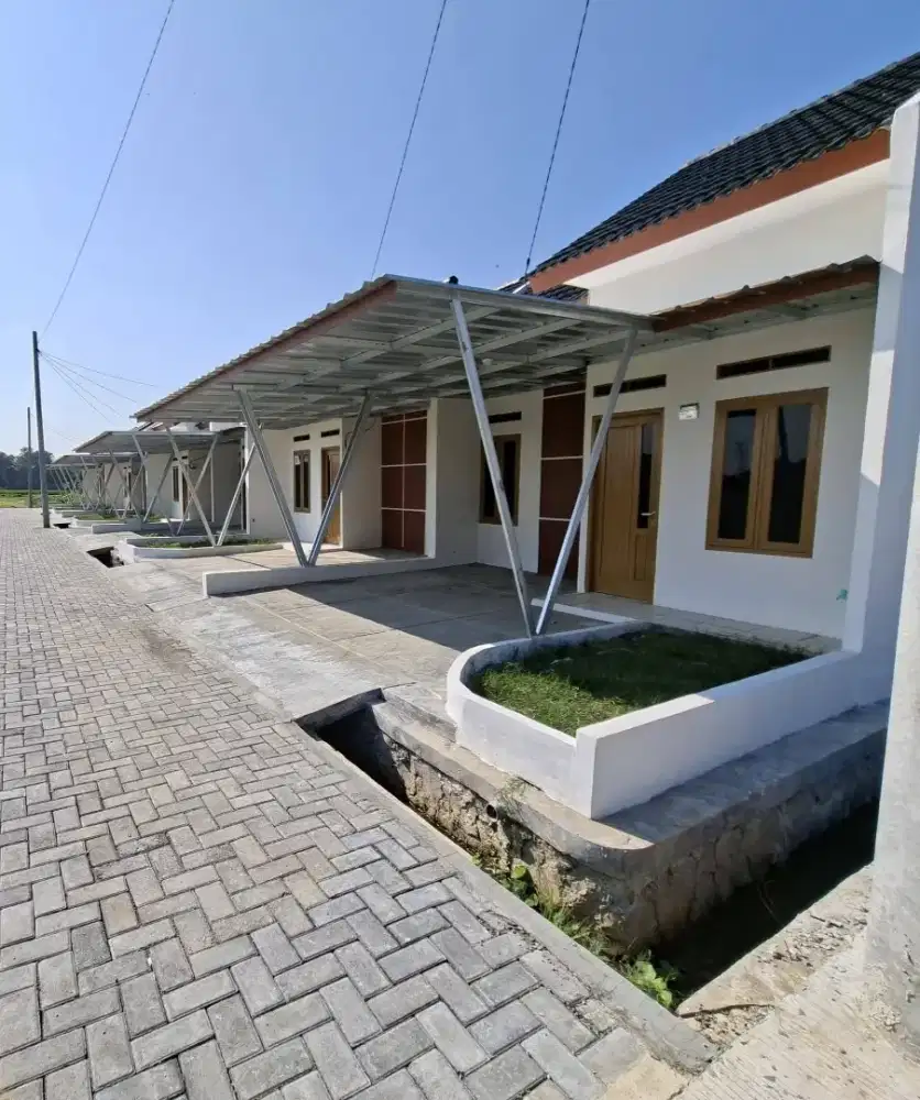 Kanopi baja ringan