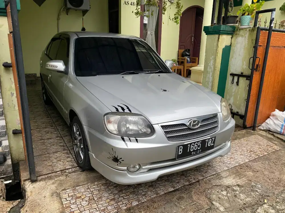 Dijual Hyundai Avega GX 2012 MT Gress