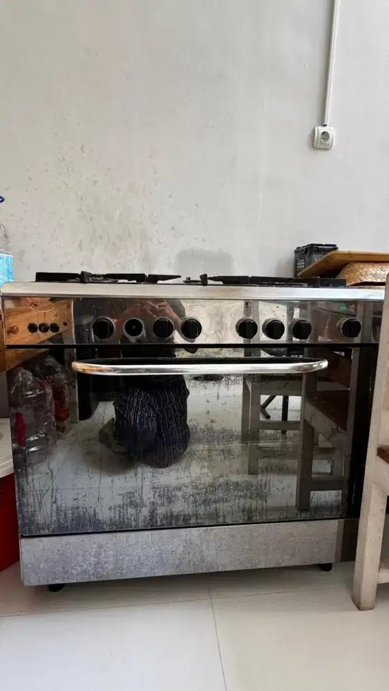 Modena Standing Stove, Kompor berdiri