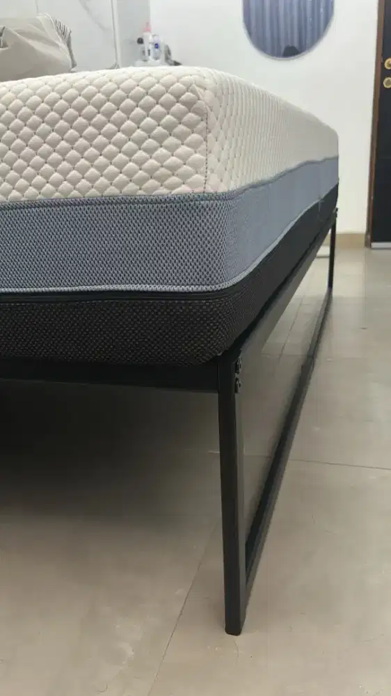 Kasur Spring bed In the box + ranjang zinus