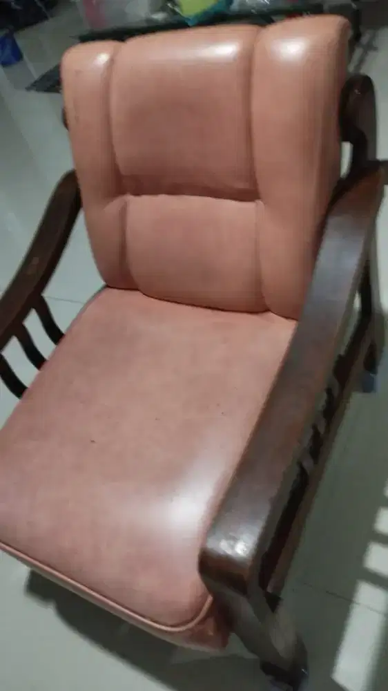 1 set sofa dan meja