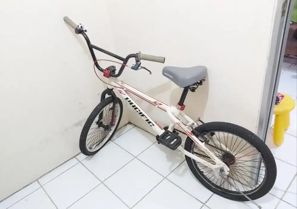 Jual cepat Sepeda BMX standar