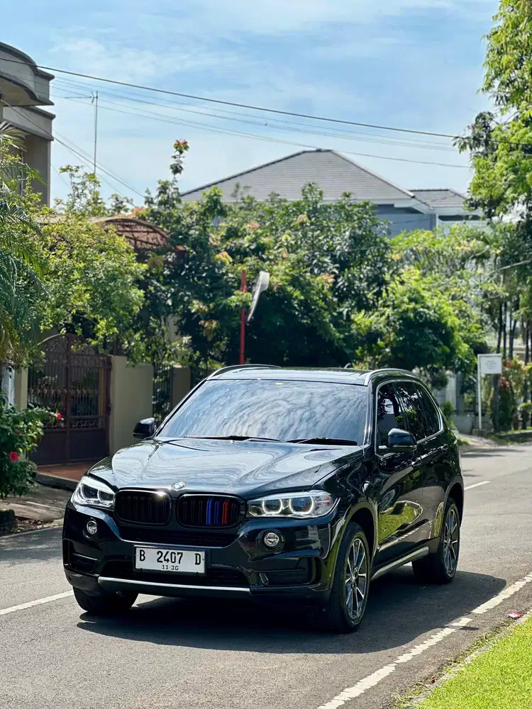 BMW X5 F15 3.5 full option tax on
