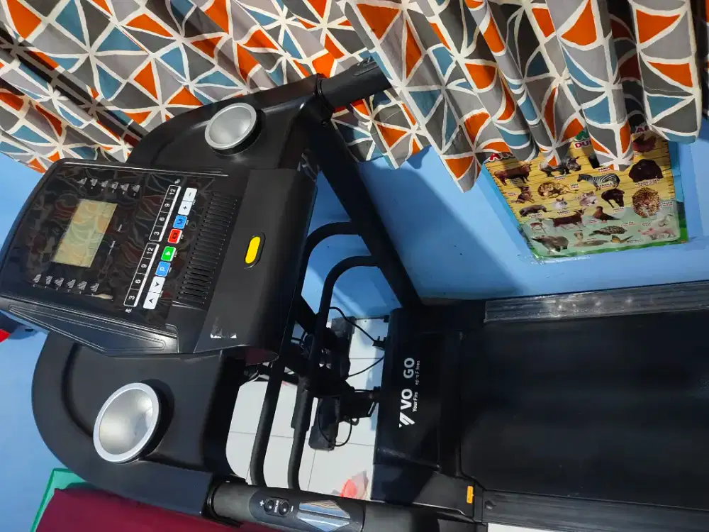 Treadmill dan sepeda Olahraga