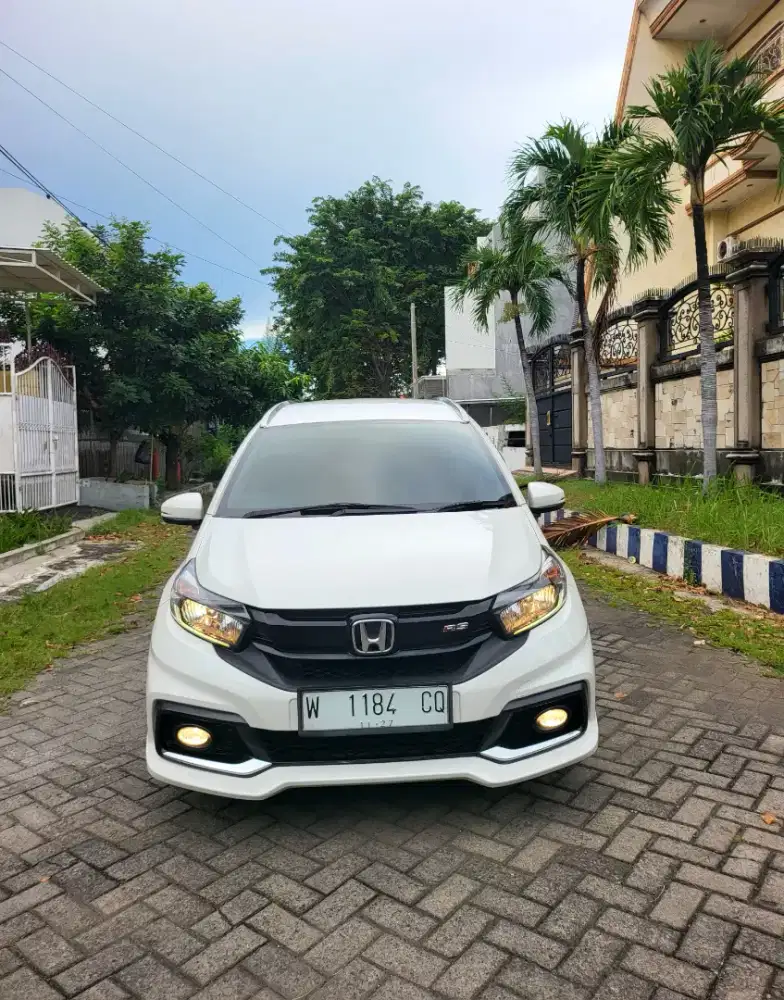 MOBILIO RS AUTOMETIC TAHUN 2017 LIKE NEW