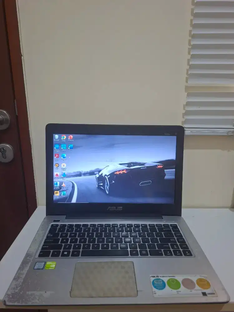 Jual Laptop Bekas ASUS A456UR Core i5 Ram 8Gb SSD 256 Gb Biru Dongker