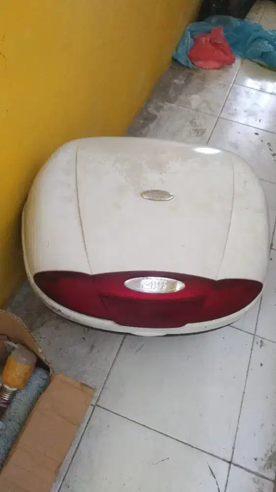 BOX MOTOR GIVI SIMPLY /BOX TOURING
