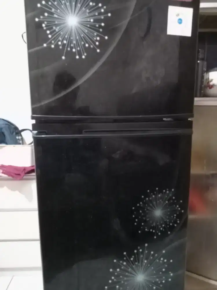 Kulkas dua pintu
