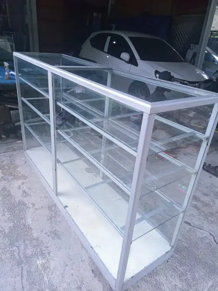 Etalase seken 1,5m/cod