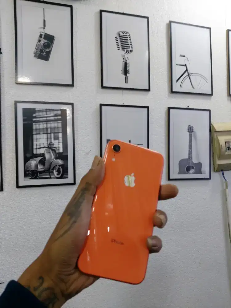 Iphone XR 64gb wifi only second