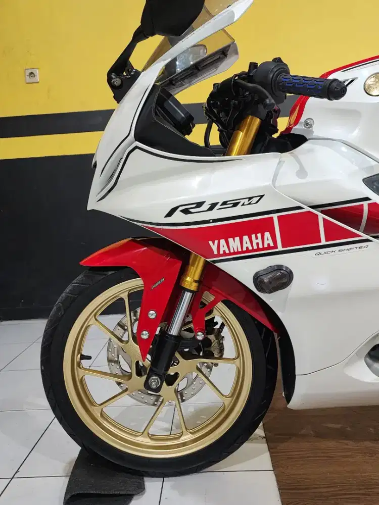 YAMAHA R15 VVA ABS 2022