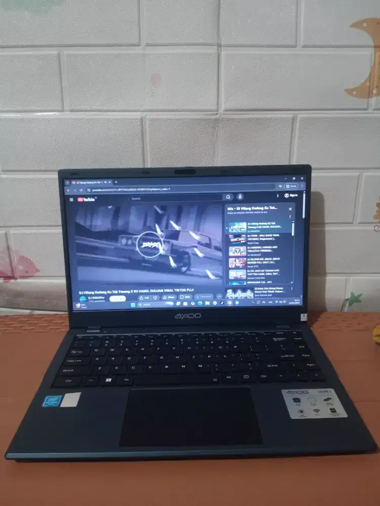 Laptop Murah Axioo Hype 1 Celeron ram 4/128gb bodi slim