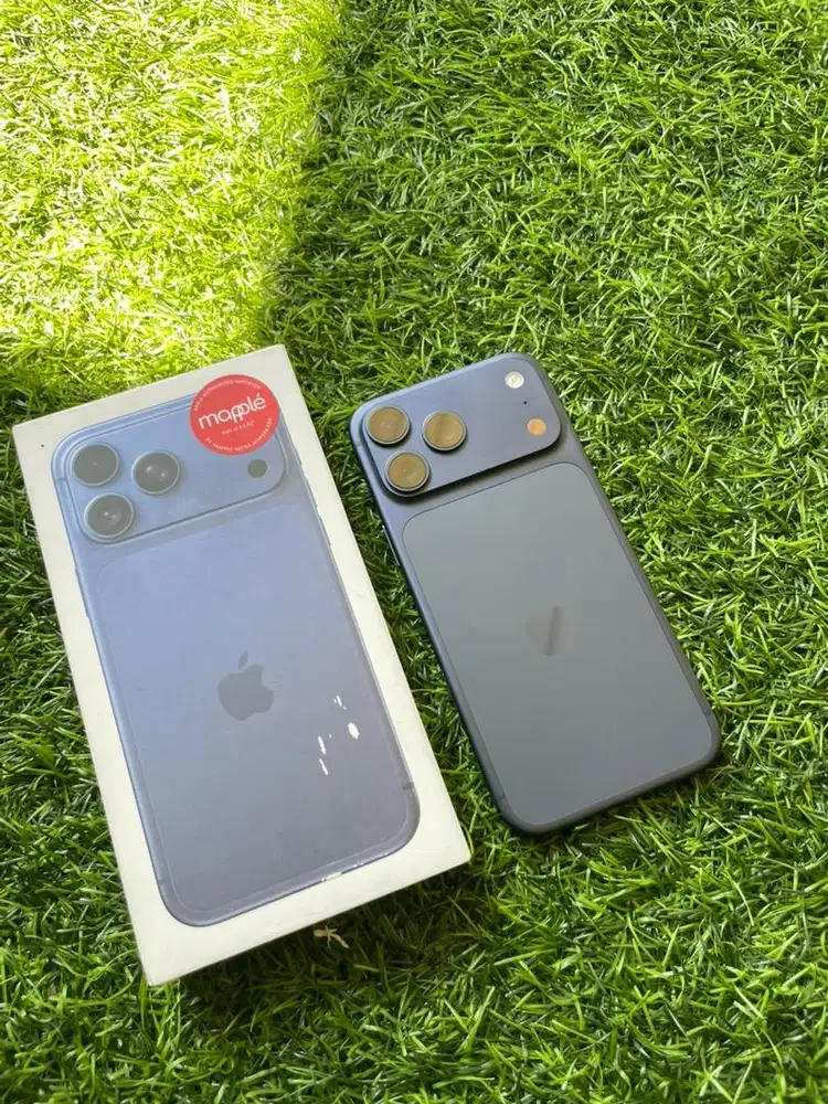 Iphone 17 Pro Max 256gb ibox fullset ori  Deep Blue