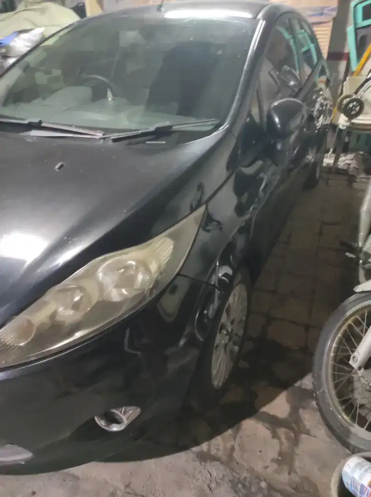 Ford Fiesta 1.4 Trend ( Rawatan)