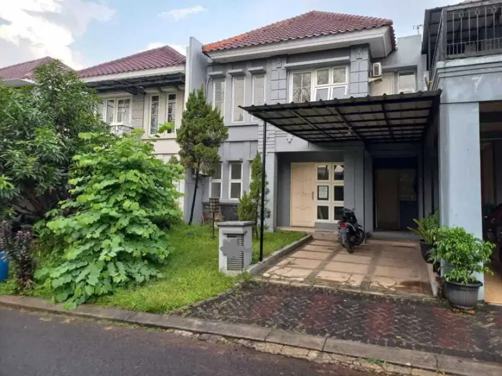 Dijual Cepat Rumah 2 Lantai di Legenda Wisata Cibubur