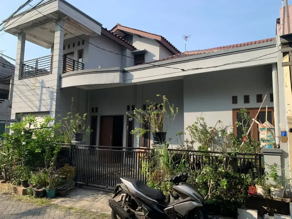 Dijual Rumah Hoek 2 Lantai di Harapan Indah Bekasi