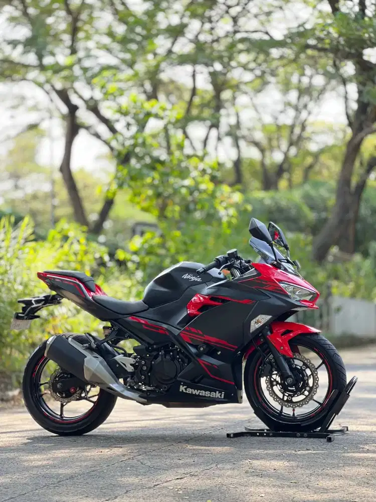 KAWASAKI NEW NINJA 250 FI ABS 2018 MERAH HITAM KM LOW TAX ON SUPERB