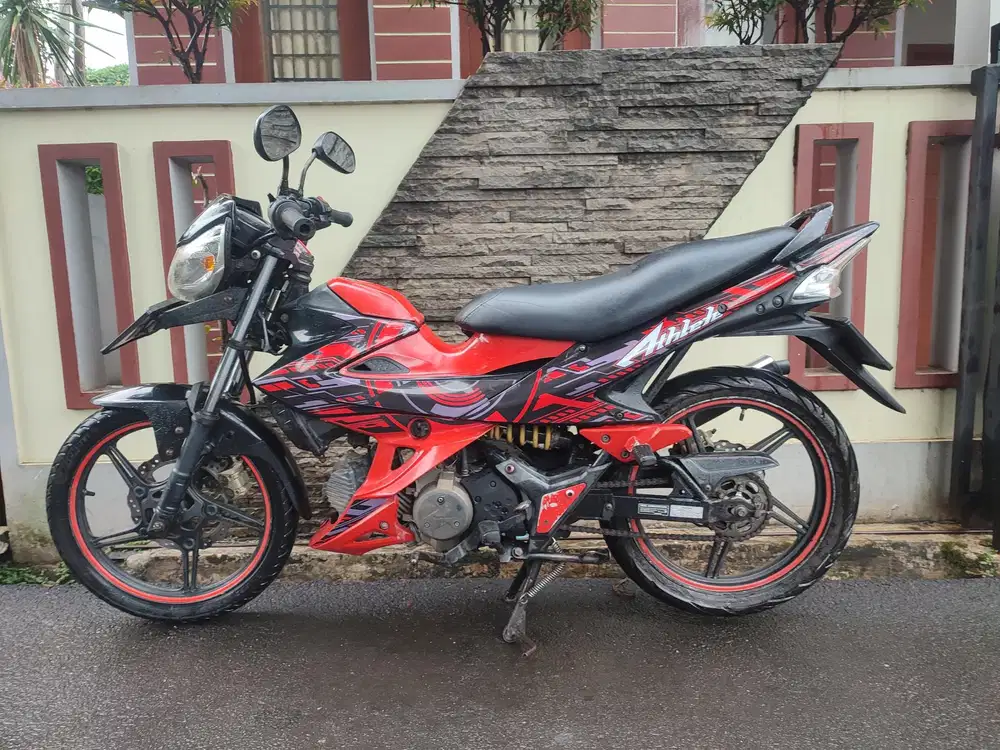 ATHLETE TAHUN 2009 MOTOR MURAH