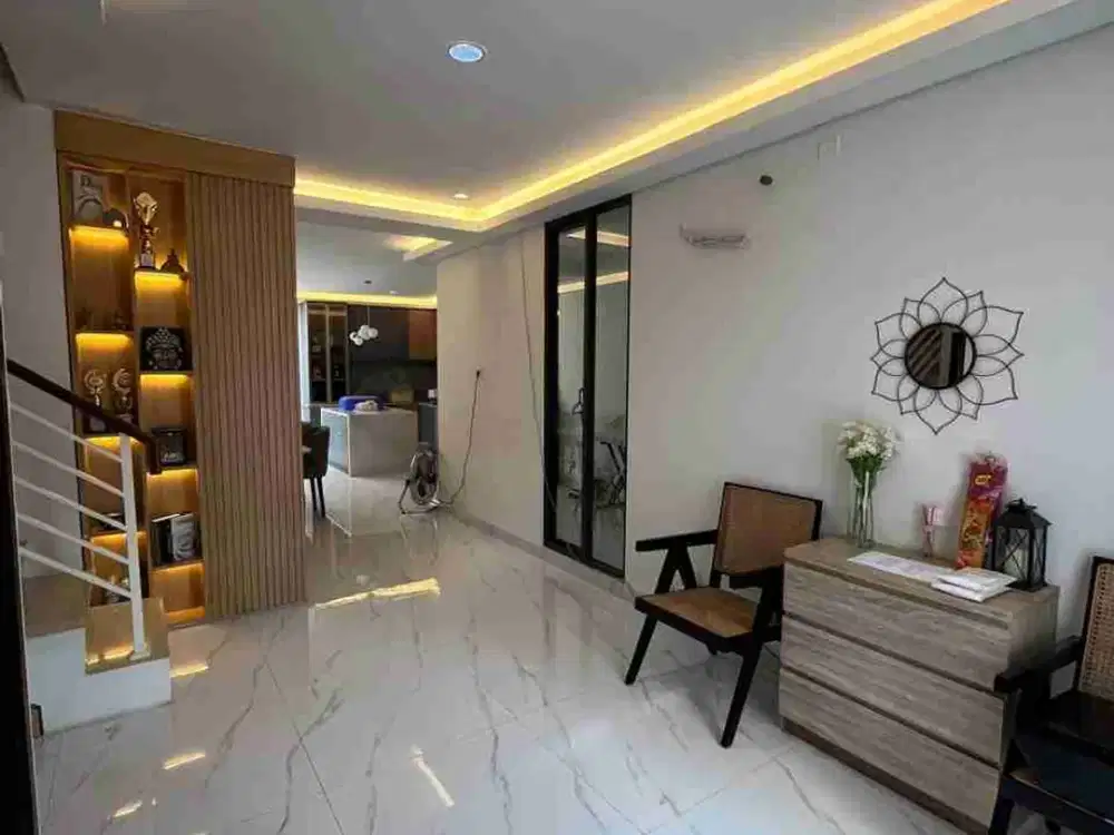 Dijual/Disewakan rumah mewah full furnished di Jakarta Garden City Cluster Shinano Jakarta Timur