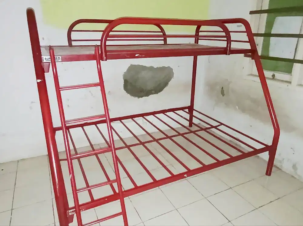 Ranjang Tingkat Besi Kokoh Besi Tebal Merk Bunk Bed