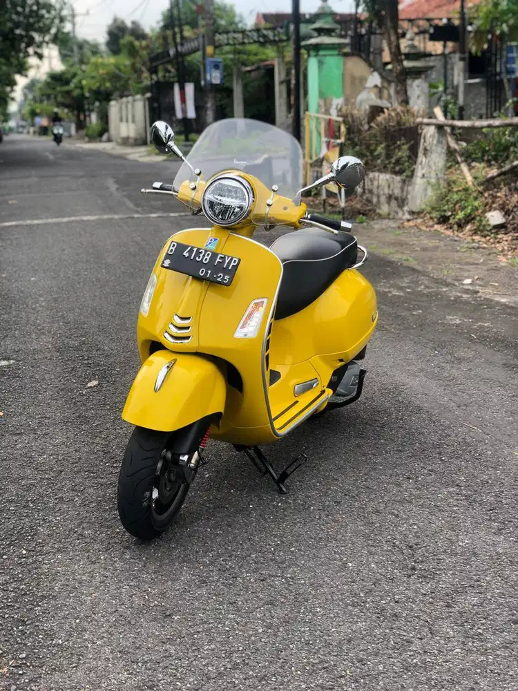 Vespa GTS 150 2021