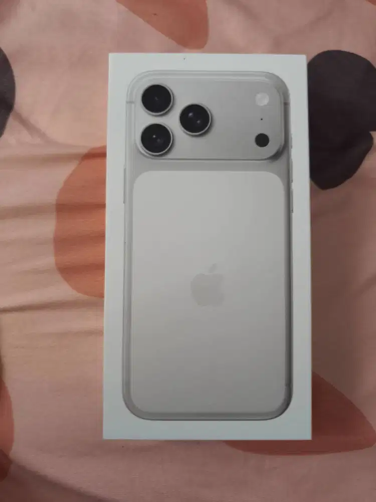 iPhone 17 pro max silver 256GB new garansi ibox