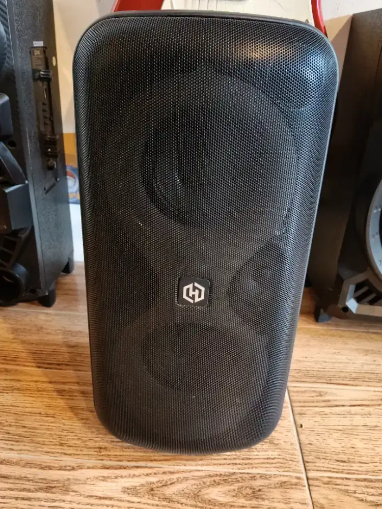 Speaker Party Hardwell Aurora 204